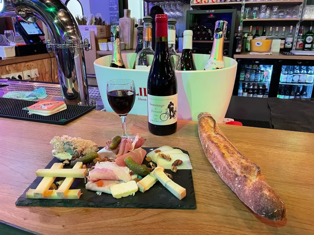 Planche de fromage et charcuterie (2)